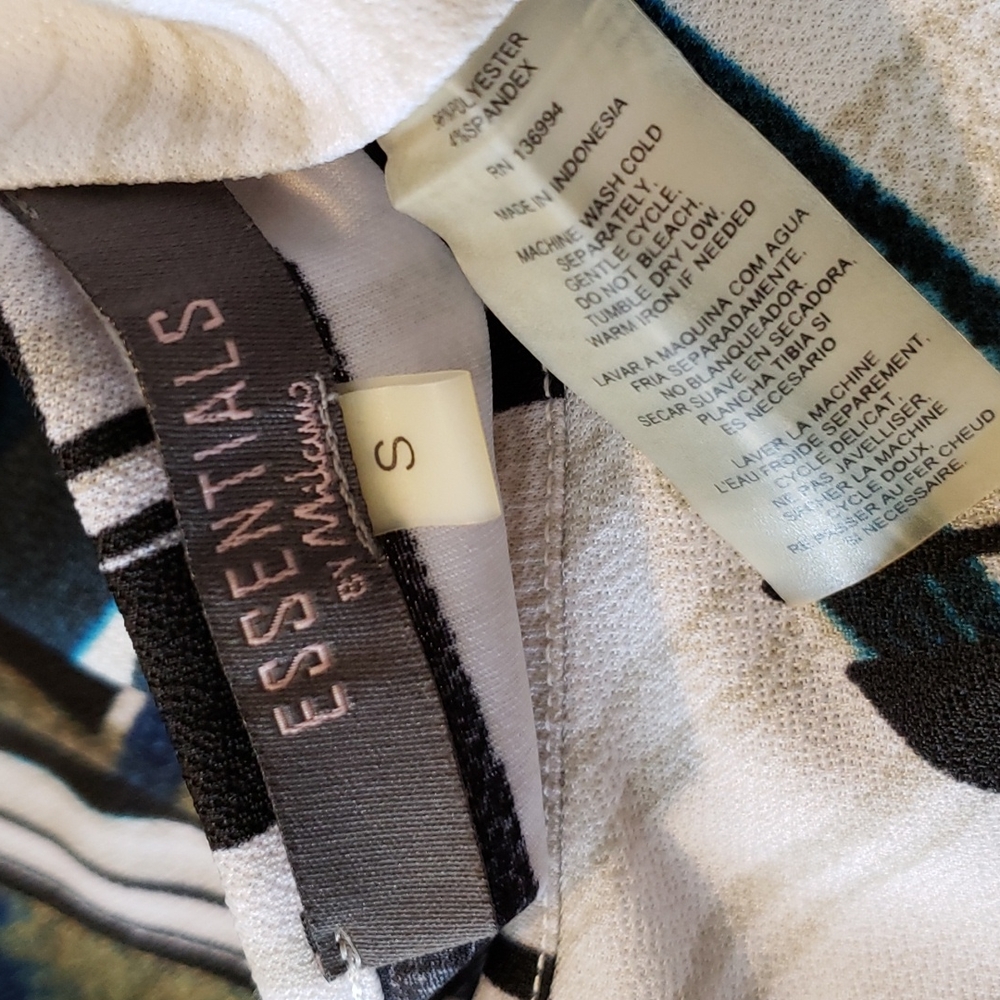 Essentials Tank - Picture 6 of 6